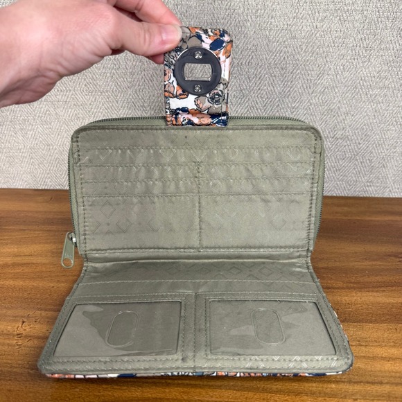 Vera Bradley Floral Quilted Cotton Turn-lock Zip Around Wallet Navy Coral Sage - Picture 2 of 8